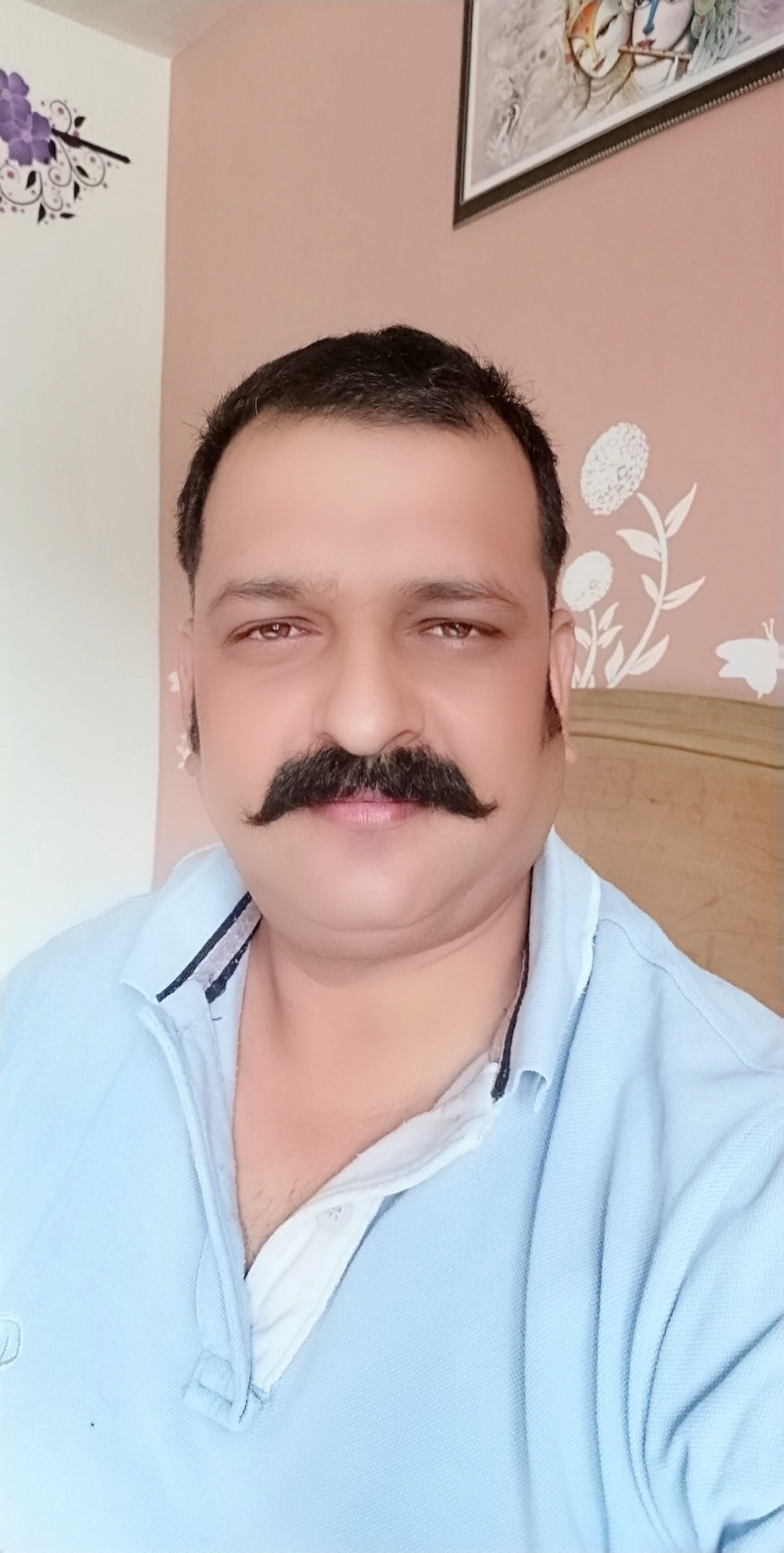 Advocate Madan Chauhan