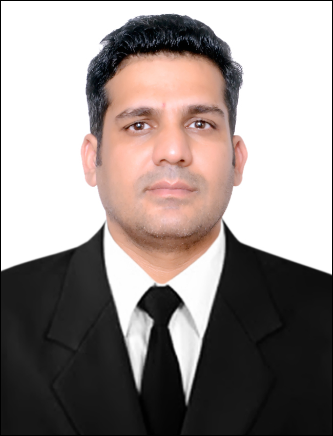 Advocate  Manish  Kumar